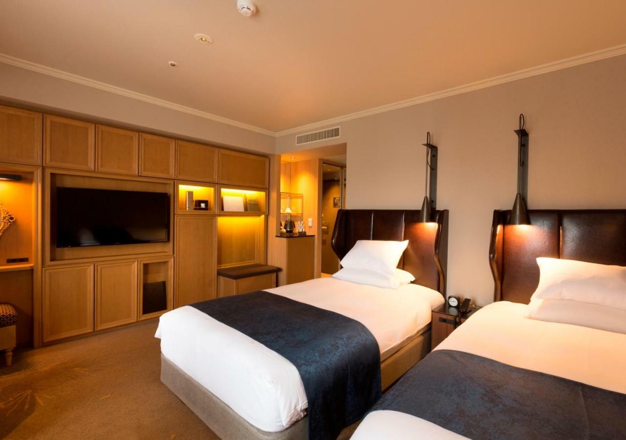 Royal Park Hotel Takamatsu Exteriör bild